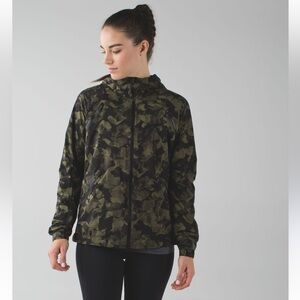 lululemon athletica Utility Jacket Black and Green Camouflage 8